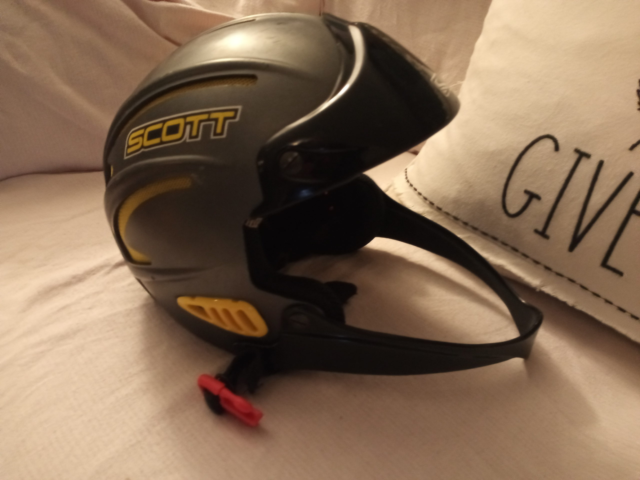 IMG_20211031_185720 Used, Large slalom helmet. good condition. $20. Porch pick up in Geneseo. Pete Hill @ 630-269-9817 or salsaryder@sbcglobal.net